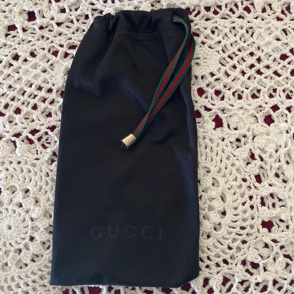 Small Gucci Accessories Bag.